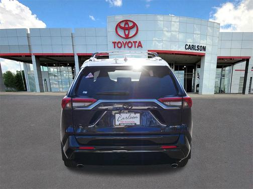 2025 Toyota RAV4 Hybrid SE