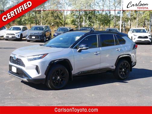 2022 Toyota RAV4 Hybrid SE