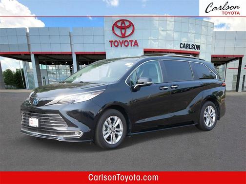 2024 Toyota Sienna Limited 7-Passenger