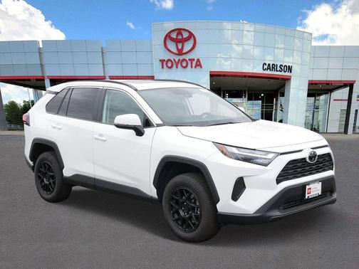 Ice Cap 2024 Toyota RAV4 XLE