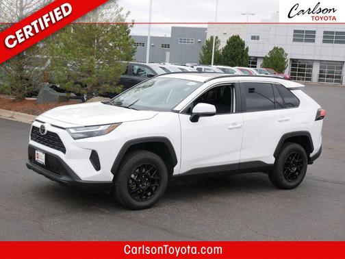Ice Cap 2024 Toyota RAV4 XLE