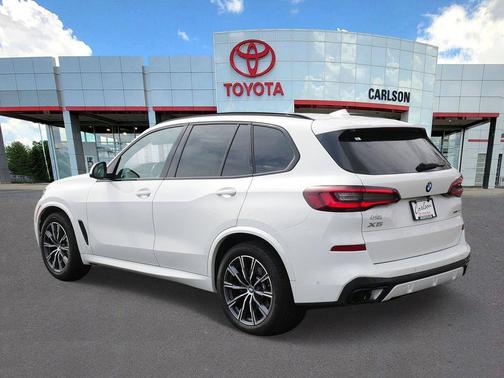 Alpine White 2022 BMW X5 xDrive40i