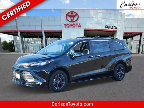 2024 Toyota Sienna Woodland Edition