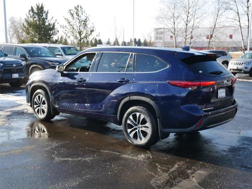 2021 Toyota Highlander Hybrid XLE