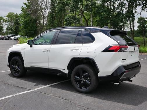 2021 Toyota RAV4 Hybrid SE