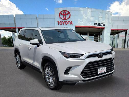 Wind Chill Pearl 2026 Toyota Grand Highlander Platinum