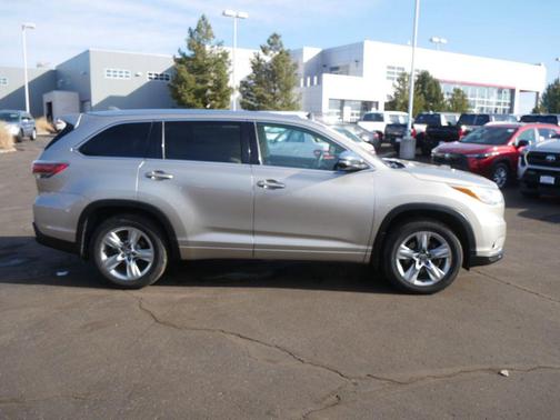 2016 Toyota Highlander Limited
