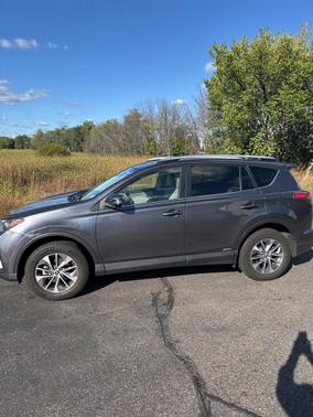 2016 Toyota RAV4 Hybrid XLE
