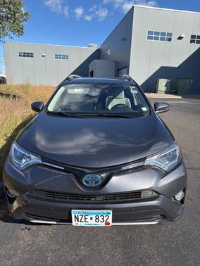 2016 Toyota RAV4 Hybrid XLE