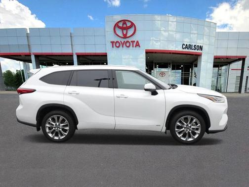 2022 Toyota Highlander Hybrid Limited