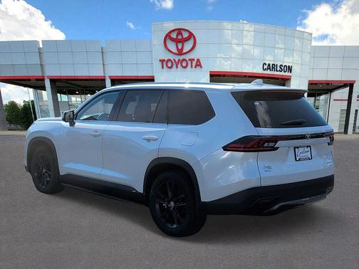 Wind Chill Pearl 2026 Toyota Grand Highlander Platinum