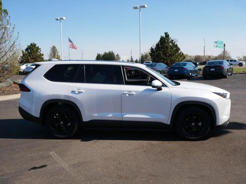 Wind Chill Pearl 2026 Toyota Grand Highlander Platinum