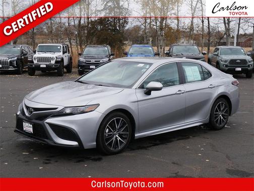 2024 Toyota Camry SE