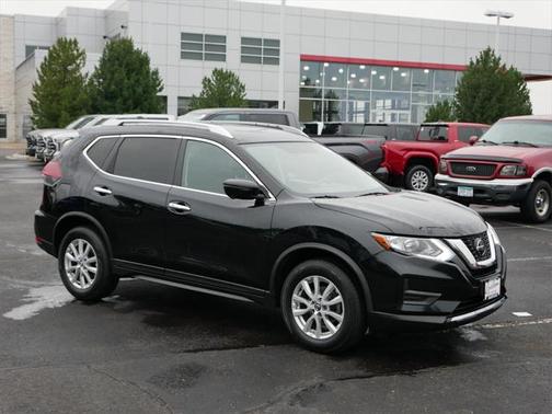 2018 Nissan Rogue SV
