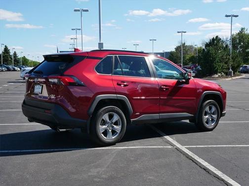 2023 Toyota RAV4 Hybrid XLE