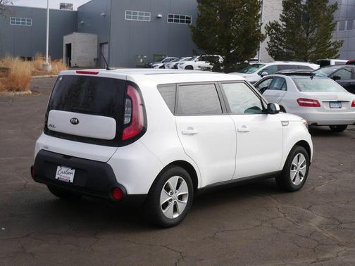 2016 Kia Soul Base