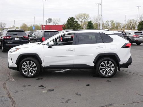 2024 Toyota RAV4 XLE Premium