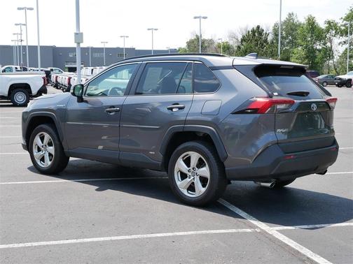 2021 Toyota RAV4 Hybrid XLE Premium