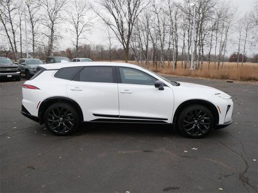 2025 Toyota Crown Signia Limited