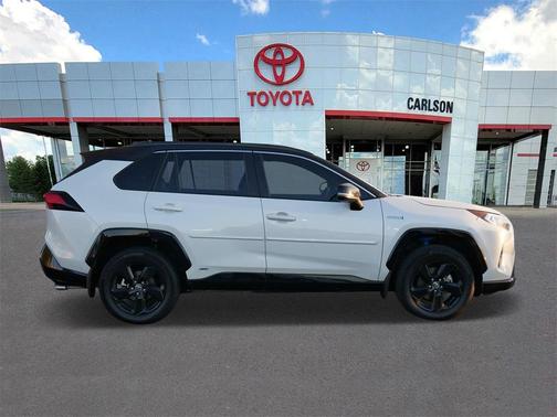 2020 Toyota RAV4 Hybrid SE