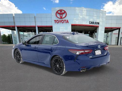 2024 Toyota Camry Hybrid SE