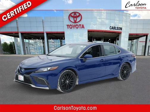 2024 Toyota Camry Hybrid SE