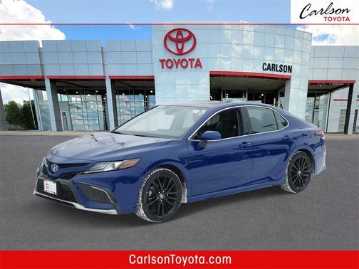 2024 Toyota Camry Hybrid SE