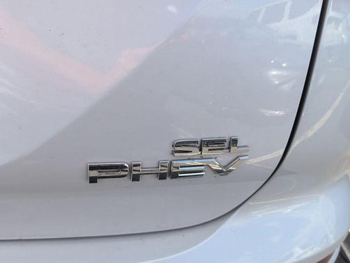 White Diamond 2023 Mitsubishi Outlander PHEV SEL
