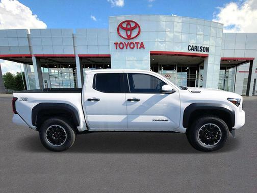 2024 Toyota Tacoma Hybrid TRD Off Road