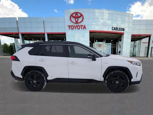 2020 Toyota RAV4 Hybrid SE