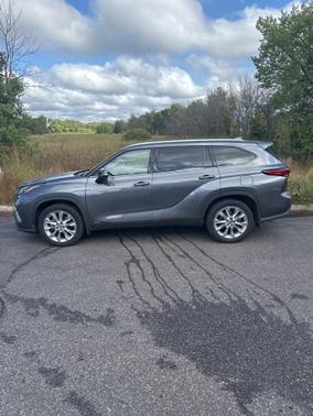 2021 Toyota Highlander Hybrid Limited