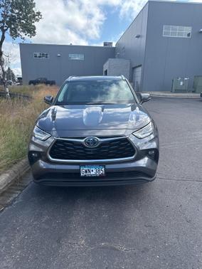 2021 Toyota Highlander Hybrid Limited