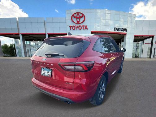 Rapid Red Metallic Tinted Clearcoat 2023 Ford Escape ST-Line