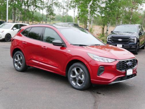 Rapid Red Metallic Tinted Clearcoat 2023 Ford Escape ST-Line