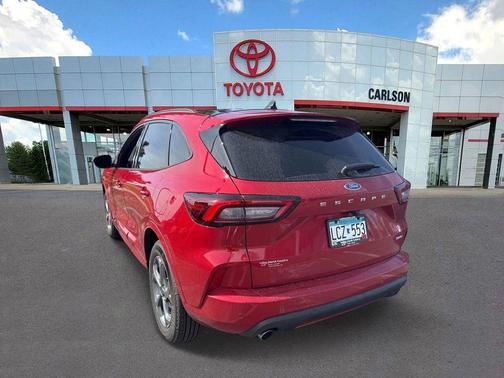 Rapid Red Metallic Tinted Clearcoat 2023 Ford Escape ST-Line