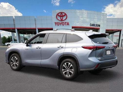 2021 Toyota Highlander Hybrid XLE