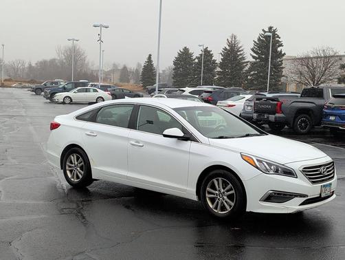 2015 Hyundai SONATA SE