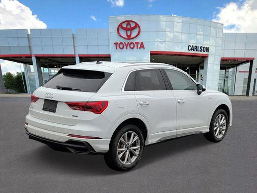 2025 Audi Q3 Premium 45 TFSI S line quattro Tiptronic