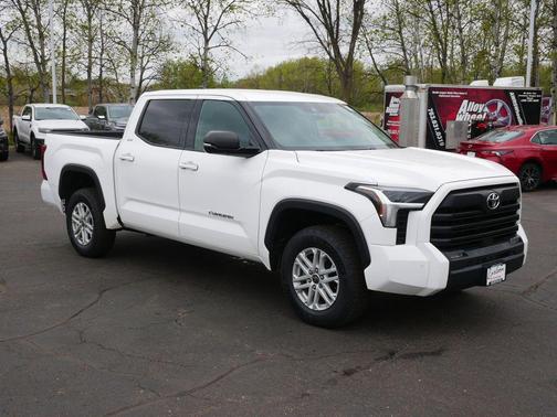 Ice Cap 2023 Toyota Tundra SR5