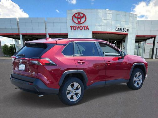Pearl 2025 Toyota RAV4 Hybrid LE
