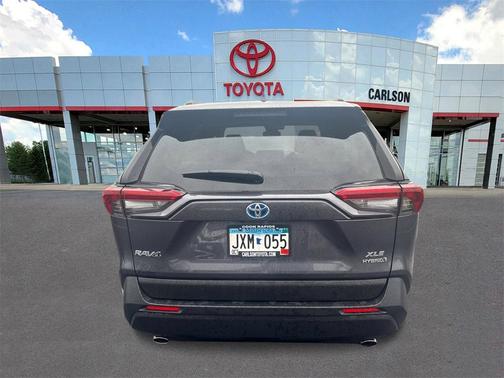2022 Toyota RAV4 Hybrid XLE Premium
