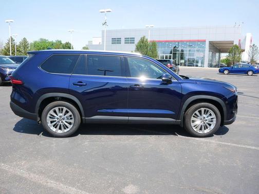 Blueprint 2026 Toyota Grand Highlander Platinum