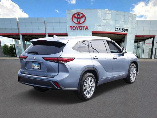 2022 Toyota Highlander Limited