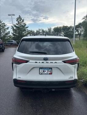 2022 Toyota Sienna XLE 7 Passenger