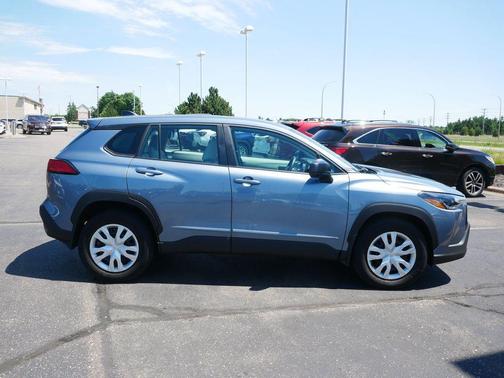 Celestite 2024 Toyota Corolla Cross L