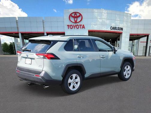 2021 Toyota RAV4 Hybrid XLE