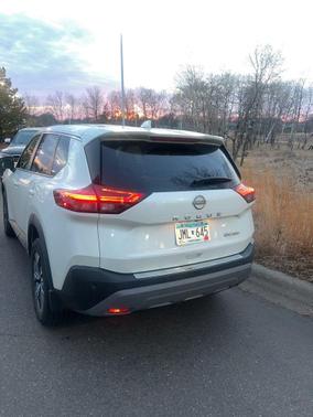Pearl White Tricoat 2022 Nissan Rogue SV