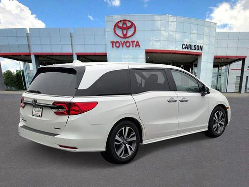 Platinum White Pearl 2023 Honda Odyssey Touring