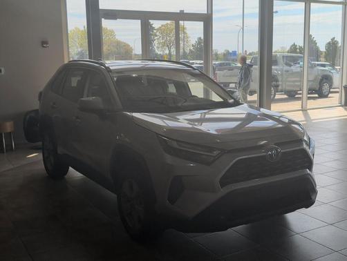 Silver Sky Metallic 2025 Toyota RAV4 Hybrid XLE