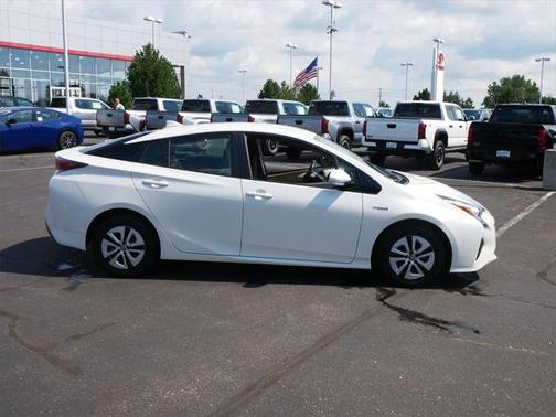 2016 Toyota Prius Four